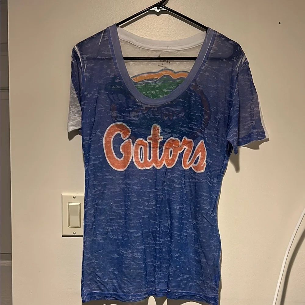 Touch by Alyssa Milano Florida Gator Fitted T-Shirt - Picture 1 of 3